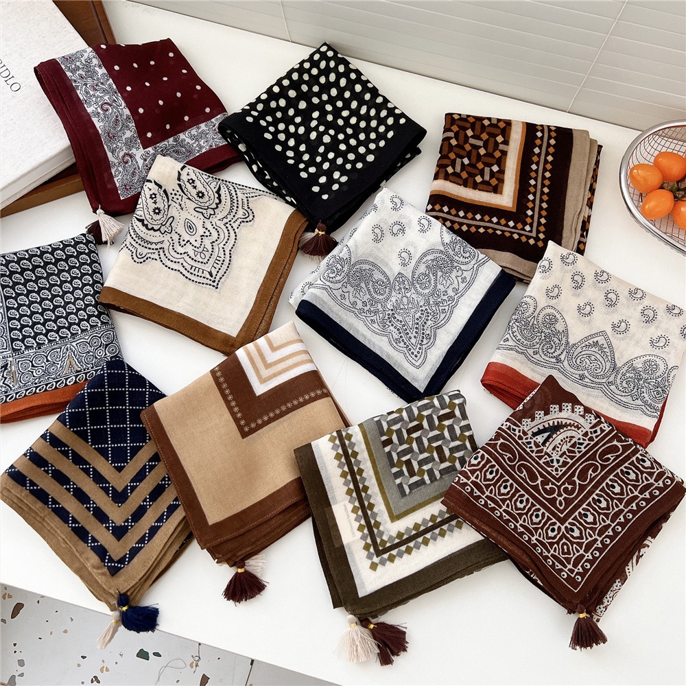 Lenço Quadrado Vintage com Fra - Bandana Cotton avaliação e preço